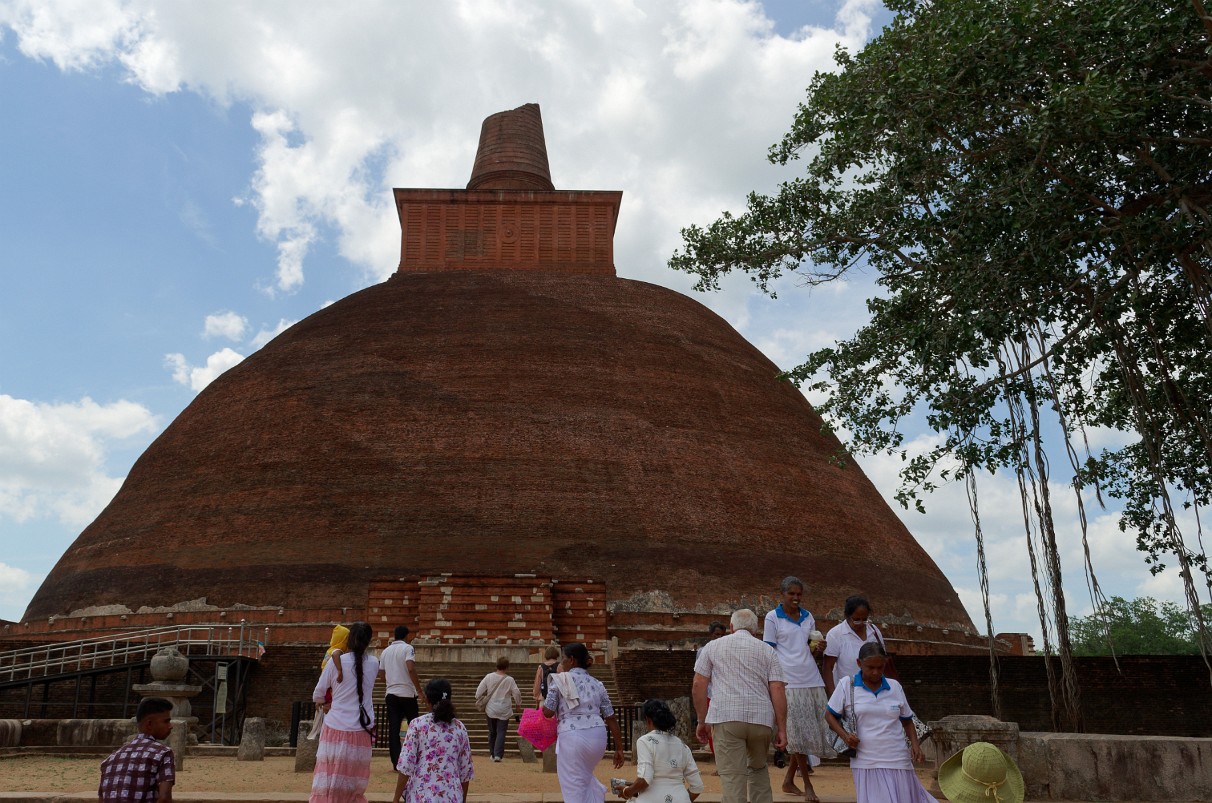 Tempelanlage von Anuradhapura - Jethawanaramaya Dagoba
