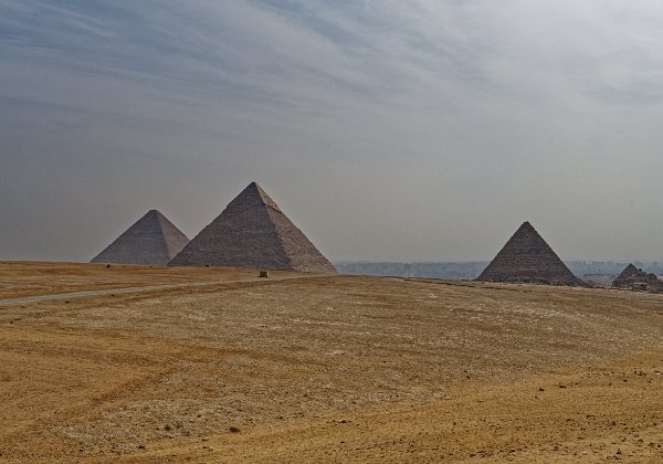 Ägypten 2022 Ägypten 2022 Ende März/Anfang April 2022 habe ich eine Studienreise durch Ägypten unternommen. Von Kairo ging es nach...